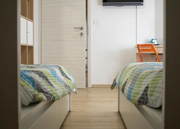 Borea - Sobe Budanje *